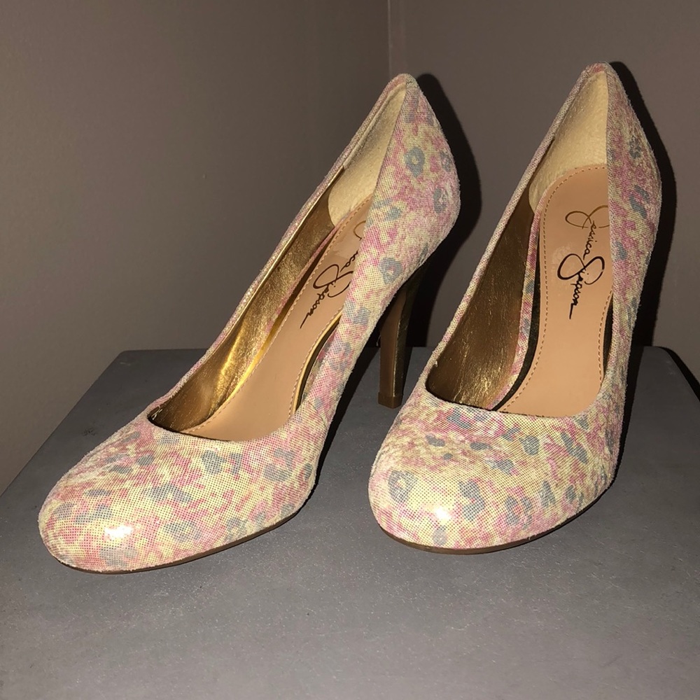 Jessica Simpson heels